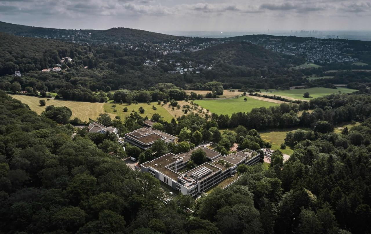 Bold Campus Hotel Konigstein im Taunus Bagian luar foto