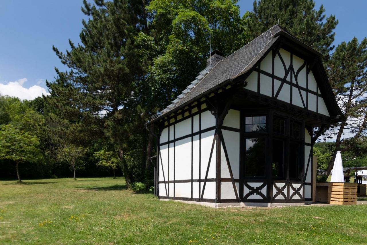 Bold Campus Hotel Konigstein im Taunus Bagian luar foto