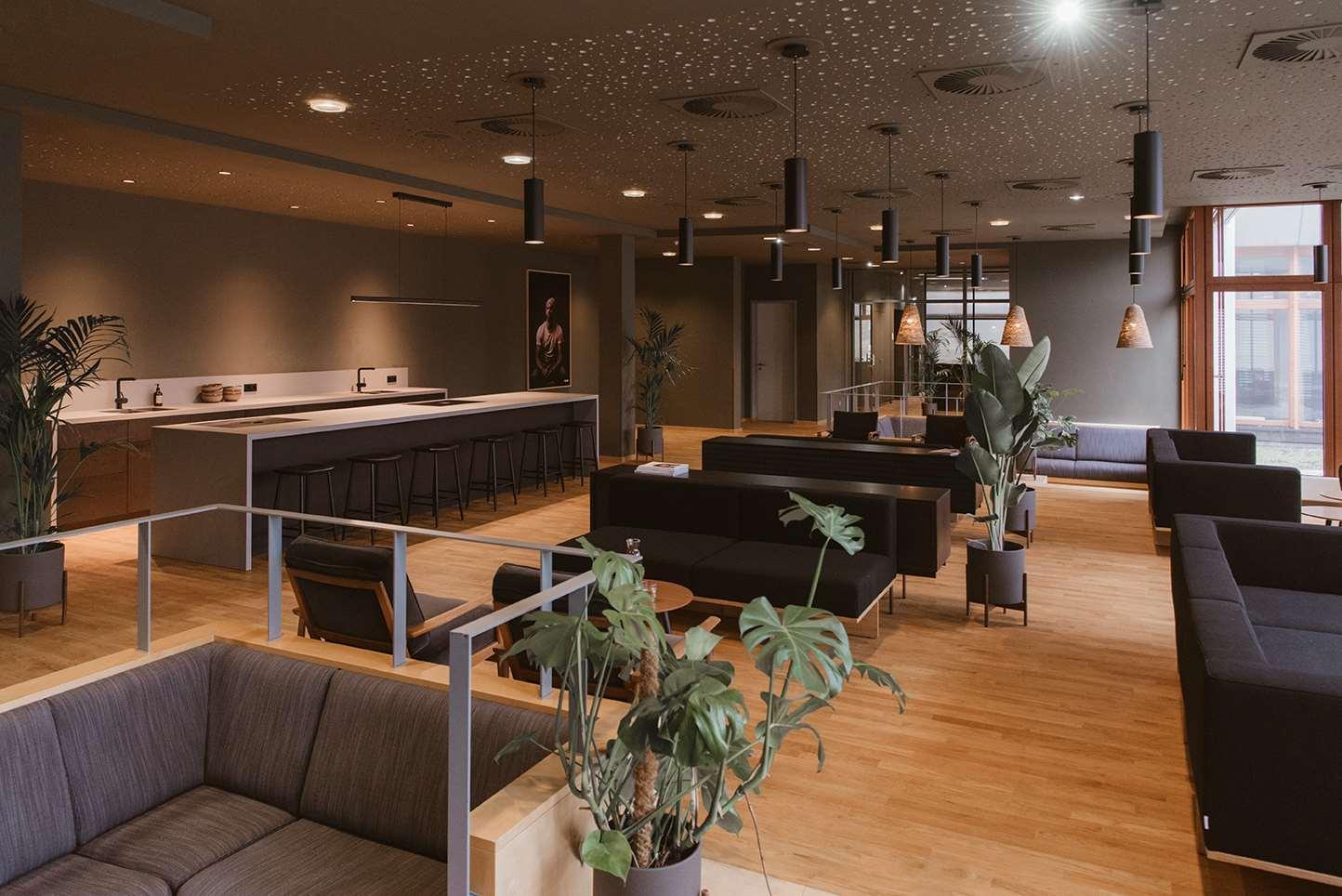 Bold Campus Hotel Konigstein im Taunus Bagian luar foto